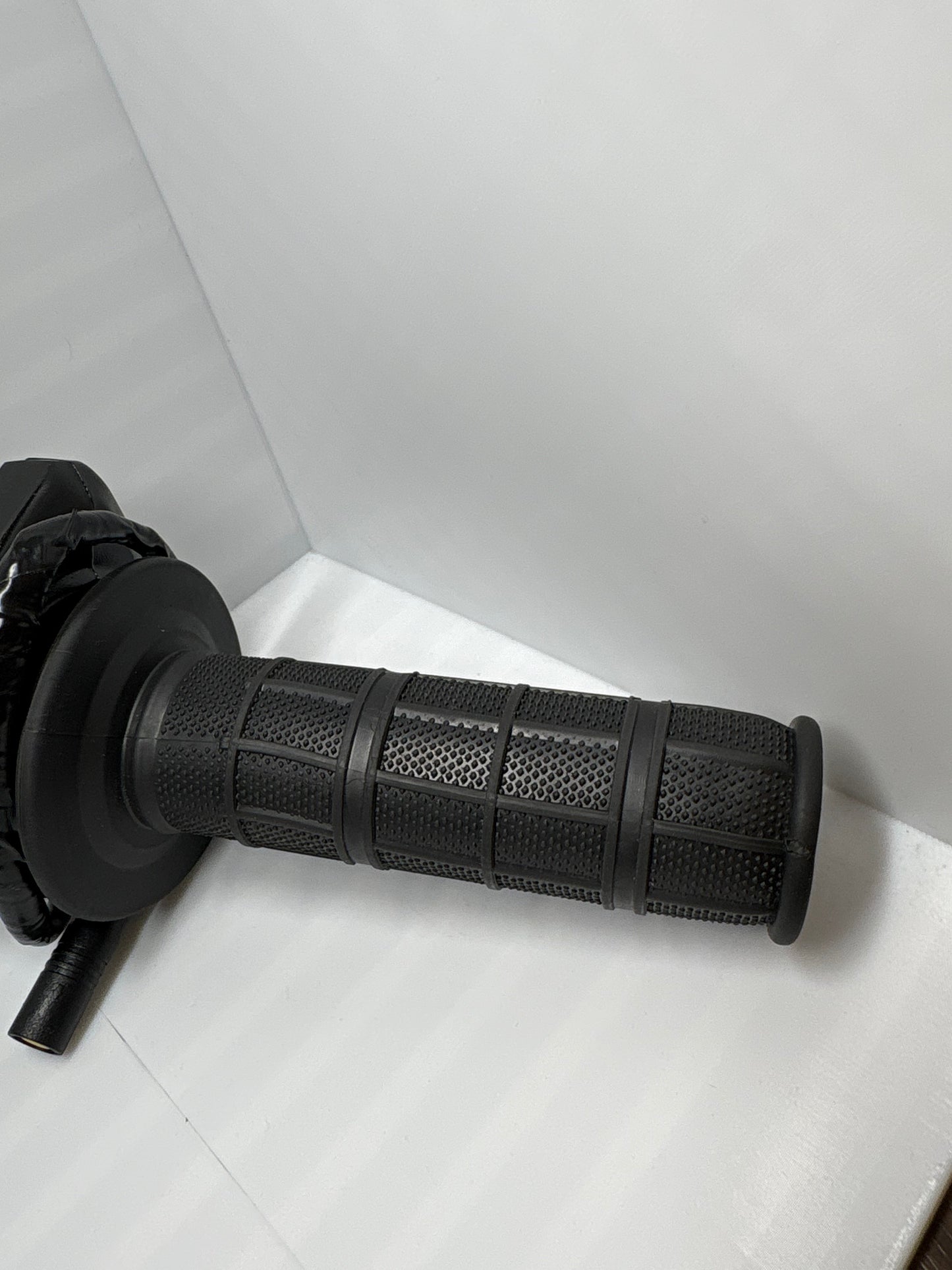 Super 73 Plug and Play Surron Throttle (preorder)