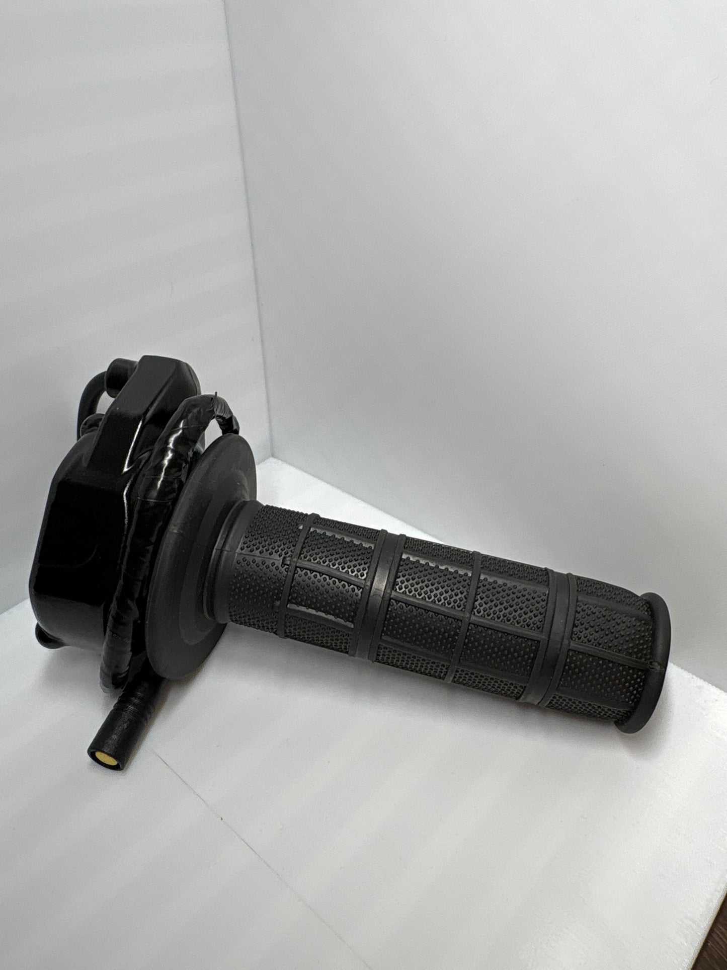 Super 73 Plug and Play Surron Throttle (preorder)