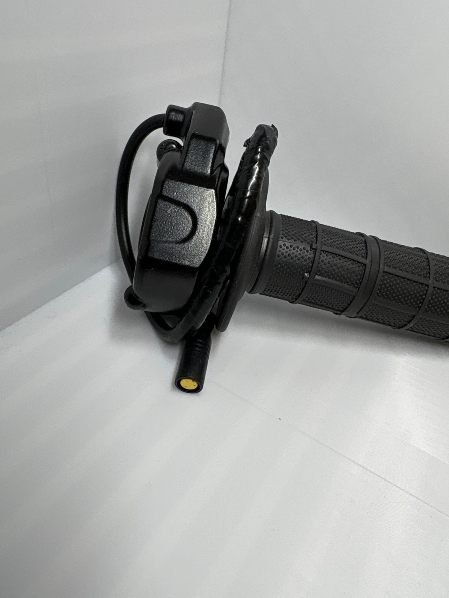 Super 73 Plug and Play Surron Throttle (preorder)